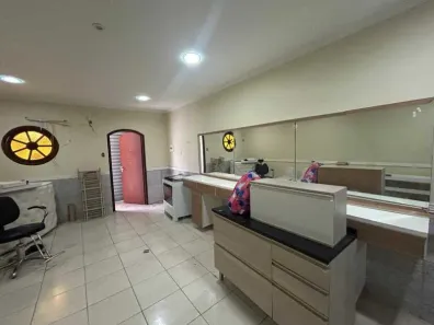 Loja / Salão / Ponto Comercial à venda, 65m² no Centro, Nilópolis