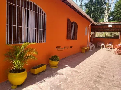 Fazenda / Sítio / Chácara com 2 Quartos à venda, 203m² no Roncon, Ribeirão Pires