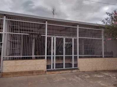 Loja / Salão / Ponto Comercial para alugar, 90m² no Jardim das Estações (Vila Xavier), Araraquara