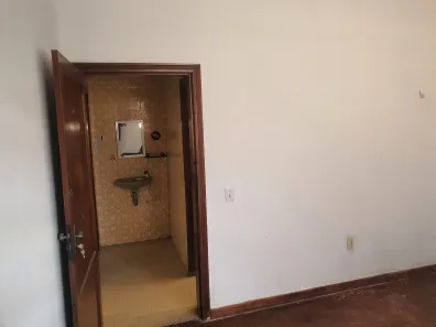 Casa com 3 Quartos para alugar, 130m² no São José, Campina Grande