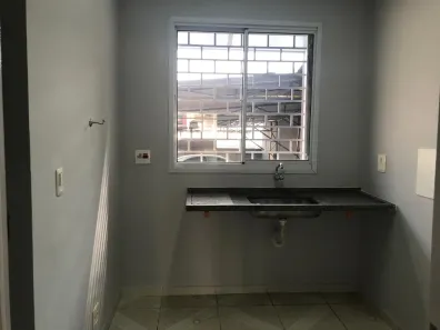 Loja / Salão / Ponto Comercial com 1 Quarto para alugar, 200m² no Centro, Araras