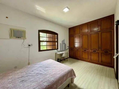 Casa de Condomínio com 5 Quartos para alugar, 241m² no Laranjal, Volta Redonda