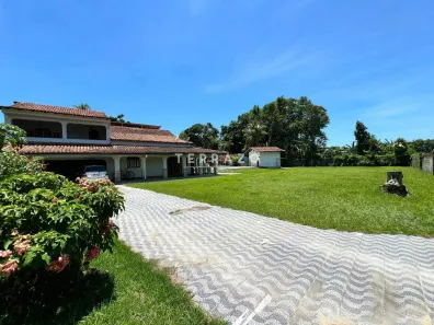 Fazenda / Sítio / Chácara com 6 Quartos à venda, 450m² no Vale das Pedrinhas, Guapimirim