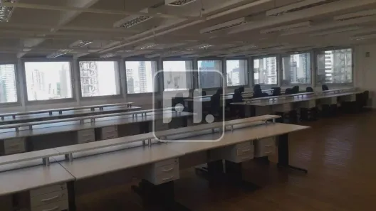 Conjunto Comercial / Sala para alugar, 486m² no Vila São Francisco (Zona Sul), São Paulo
