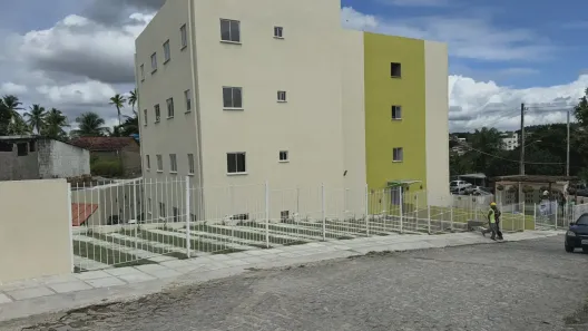 Apartamento com 2 Quartos à venda, 48m² no Artur Lundgren I, Paulista