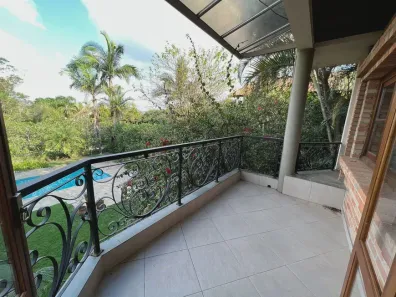 Casa com 4 Quartos para alugar, 350m² no Jardim do Golf I, Jandira