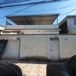 Casa com 3 Quartos para alugar, 163m² no Kennedy, Nova Iguaçu