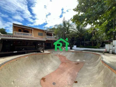 Hotel / Motel / Pousada com 20 Quartos à venda, 1000m² no Guaiúba, Guarujá