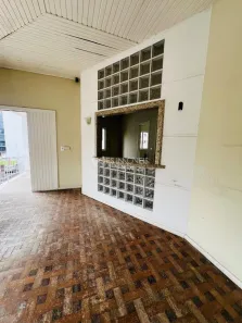 Casa com 3 Quartos para alugar, 282m² no Centro, Criciúma