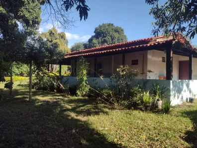 Fazenda / Sítio / Chácara com 3 Quartos à venda, 4800m² no Arapoanga, Brasília