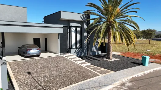 Casa de Condomínio com 4 Quartos à venda, 350m² no , Hidrolândia