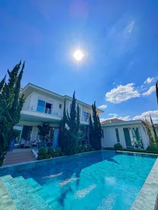 Casa de Condomínio com 4 Quartos para venda ou aluguel, 820m² no Alphaville, Santana de Parnaíba