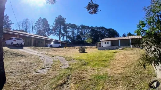 Fazenda / Sítio / Chácara com 5 Quartos para venda ou aluguel, 350m² no Curral, Ibiúna