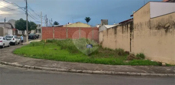 Terreno / Lote / Condomínio à venda, 282m² no Jardim São Pedro, Capivari