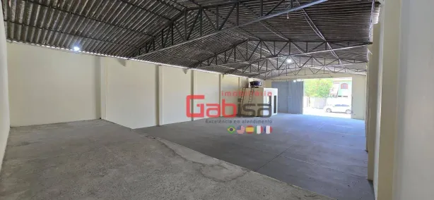 Galpão / Depósito / Armazém para alugar, 300m² no Campo Redondo, São Pedro da Aldeia