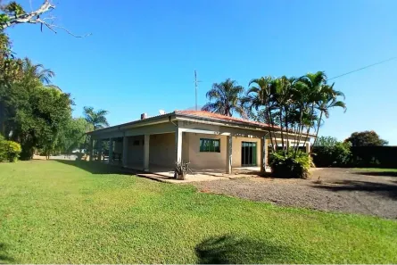 Fazenda / Sítio / Chácara com 3 Quartos à venda, 351m² no Nossa Senhora Aparecida I, Saltinho