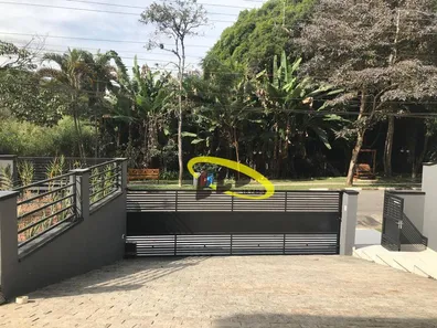 Casa de Condomínio com 3 Quartos para venda ou aluguel, 180m² no Jardim dos Ipês, Embu das Artes