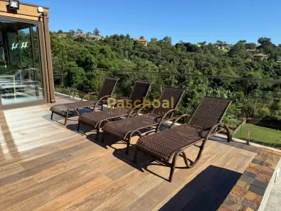 Fazenda / Sítio / Chácara com 5 Quartos à venda, 2700m² no Porta do Sol, Mairinque