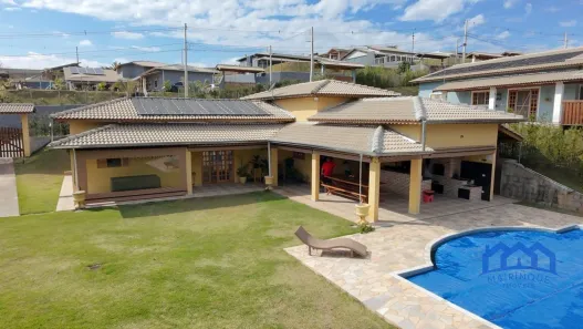 Fazenda / Sítio / Chácara com 3 Quartos à venda, 1250m² no , Mairinque
