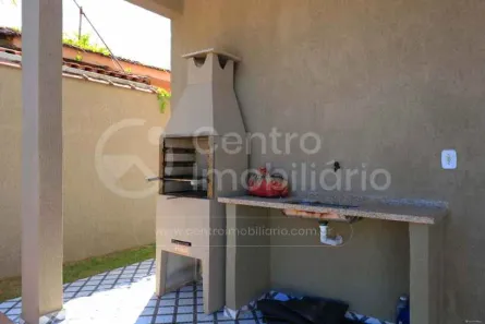 Casa com 3 Quartos à venda, 150m² no Belmira Novaes, Peruíbe