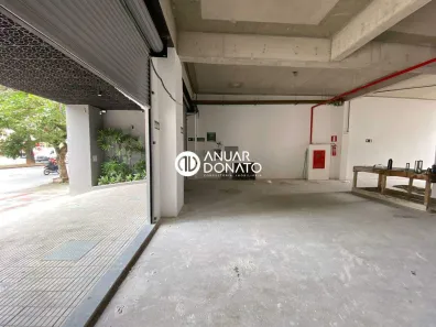 Loja / Salão / Ponto Comercial à venda, 250m² no São José, Uberaba