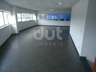 Loja / Salão / Ponto Comercial para alugar, 331m² no Distrito Industrial Alfredo Relo, Itatiba