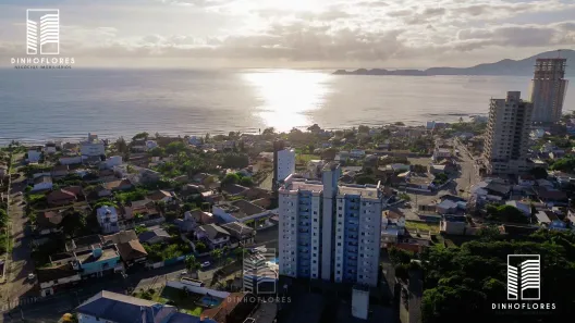 Apartamento com 2 Quartos à venda, 54m² no Centro, Penha