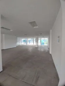 Prédio Inteiro para alugar, 720m² no Jardim Vinte e Cinco de Agosto, Duque de Caxias