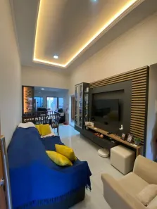 Casa com 2 Quartos para alugar, 110m² no Jardim Universo, Maringá