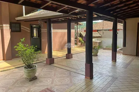 Sobrado com 4 Quartos à venda, 225m² no Antonina, Antonina