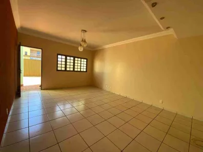 Sobrado com 3 Quartos à venda, 189m² no Setor Morada do Sol, Rio Verde