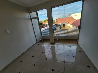 Sobrado com 4 Quartos para alugar, 315m² no Santana, Araçatuba