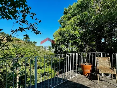 Casa de Condomínio com 4 Quartos à venda, 170m² no Vale Encantado, Campos do Jordão