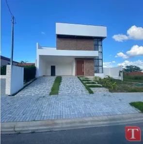 Casa de Condomínio com 3 Quartos para alugar, 257m² no , Massaranduba