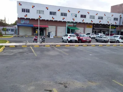 Loja / Salão / Ponto Comercial à venda, 1705m² no Boqueirão, Curitiba