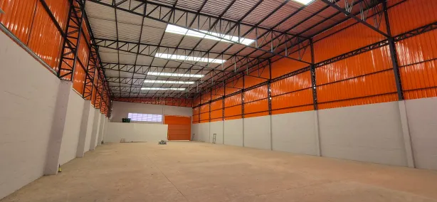 Galpão / Depósito / Armazém com 2 Quartos à venda, 728m² no Roseira de Cima, Jaguariúna