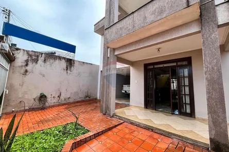 Sobrado com 4 Quartos à venda, 312m² no Centro, Alagoinhas