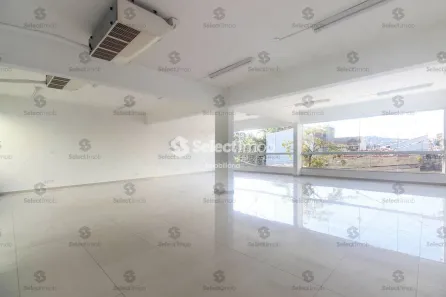 Prédio Inteiro para alugar, 701m² no Matriz, Mauá