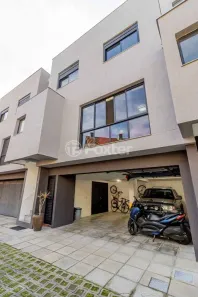 Casa de Condomínio com 4 Quartos à venda, 212m² no Vila Conceição, Porto Alegre