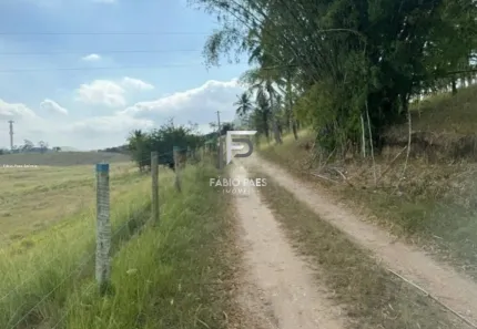 Fazenda / Sítio / Chácara com 2 Quartos à venda, 820000m² no , Tanguá