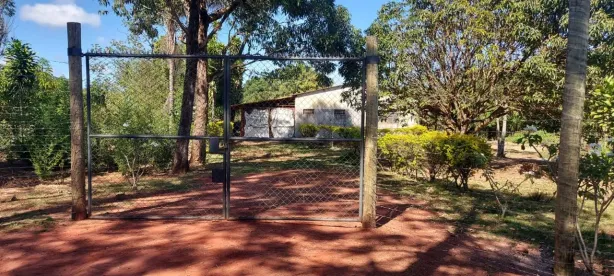 Fazenda / Sítio / Chácara com 3 Quartos à venda, 20000m² no Brazlândia, Brasília