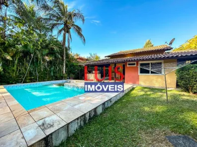Casa de Condomínio com 3 Quartos para alugar, 300m² no Várzea das Moças, Niterói