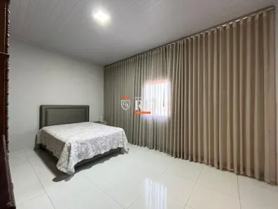 Sobrado com 3 Quartos à venda, 200m² no Setor Dona Gercina, Rio Verde