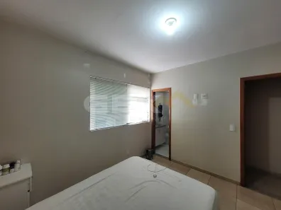 Apartamento com 2 Quartos à venda, 70m² no Centro, Divinópolis