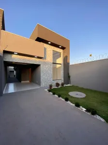 Casa com 3 Quartos à venda, 118m² no Meia Praia, Navegantes