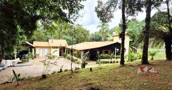 Fazenda / Sítio / Chácara com 2 Quartos à venda, 6680m² no Área Rural de São José dos Pinhais, São José dos Pinhais