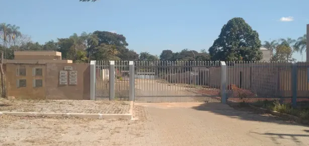 Terreno / Lote / Condomínio à venda, 2500m² no Park Way, Brasília