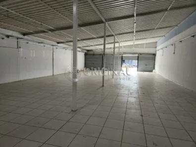 Loja / Salão / Ponto Comercial para alugar, 300m² no Osasco, Colombo