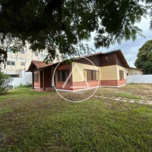 Casa com 5 Quartos para alugar, 190m² no Novo Rio das Ostras, Rio das Ostras