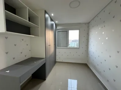 Apartamento com 2 Quartos para alugar, 76m² no Jardim Tupanci, Barueri